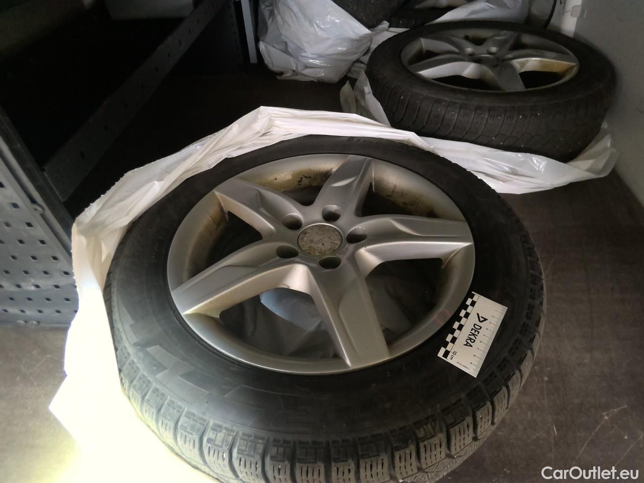  Volkswagen  Caddy  TDI 75 Maxi Aut. #1