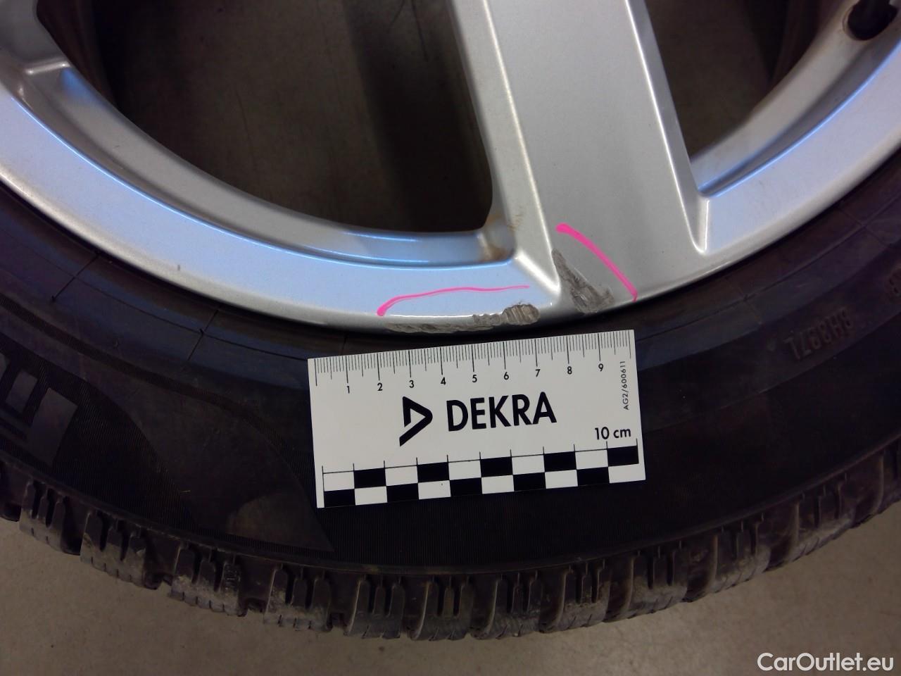  Volkswagen  ID.3  58kWh Pro Performance #2