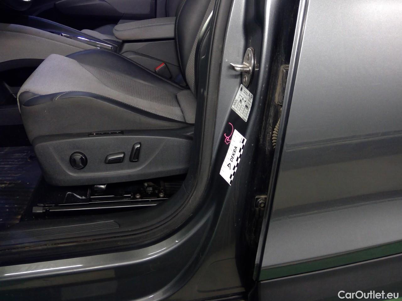  Skoda  ENYAQ  iV80 5d #3