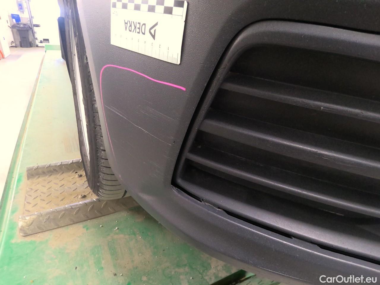  Volkswagen  Caddy  TDI 75 Maxi Aut. #1