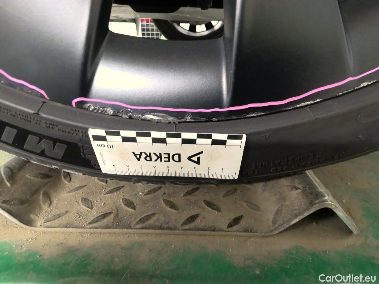  Tesla  Model Y  Long-Range AWD #4