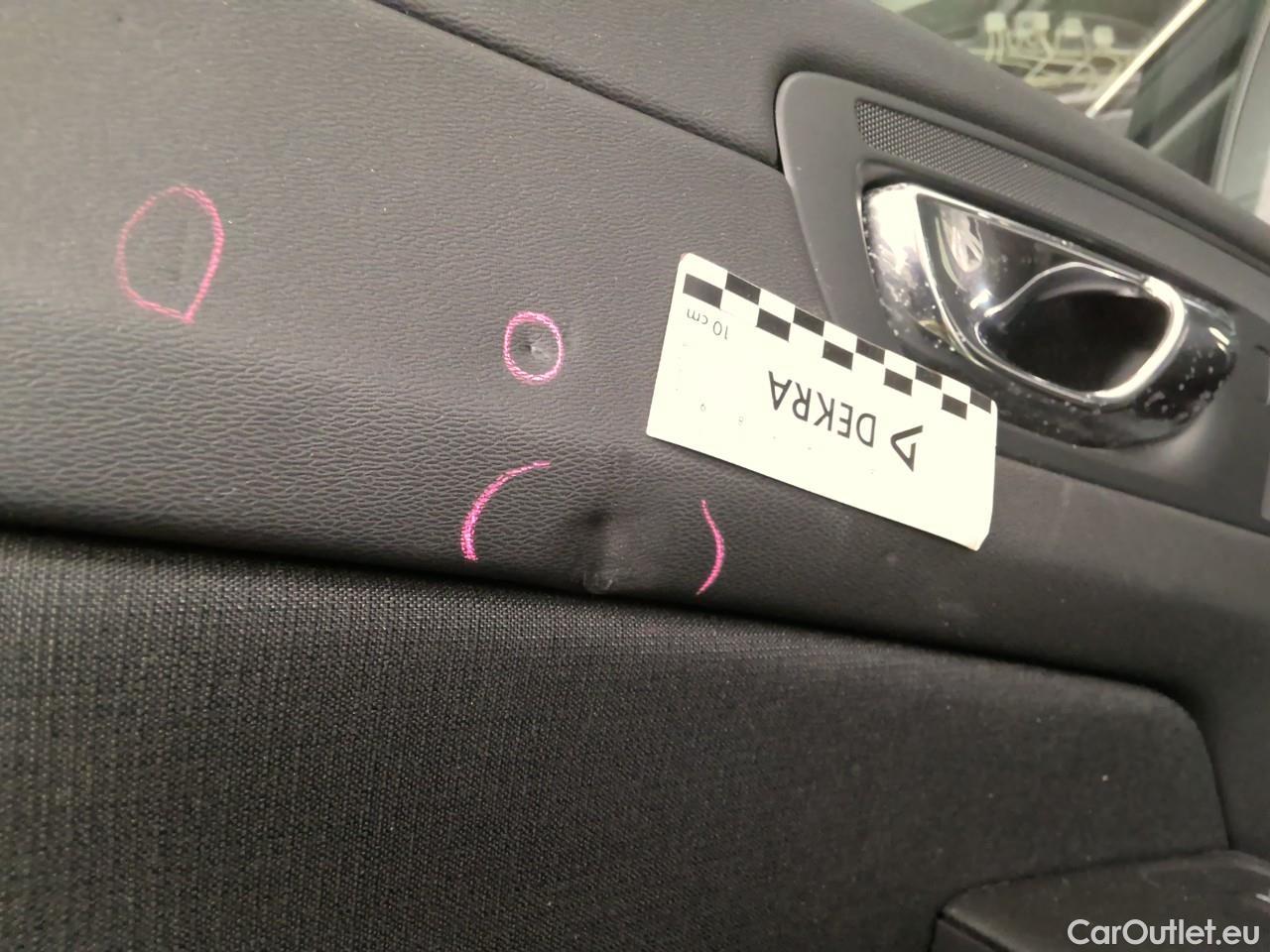  Volvo  XC60  D4 FWD Momentum SE Aut. #13