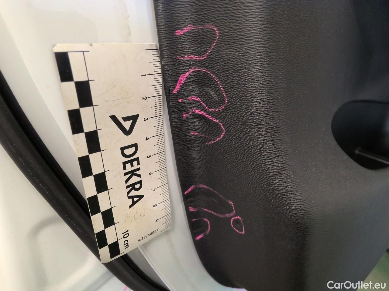  Volvo  XC60  D4 FWD Momentum SE Aut. #14