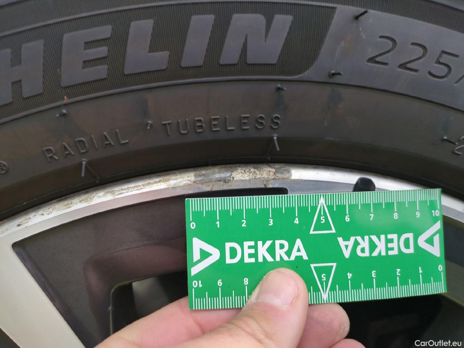  Bmw  Serie 3 Série 3 Berline 316 d Lounge 2.0 120CV BVA8 E6d #2