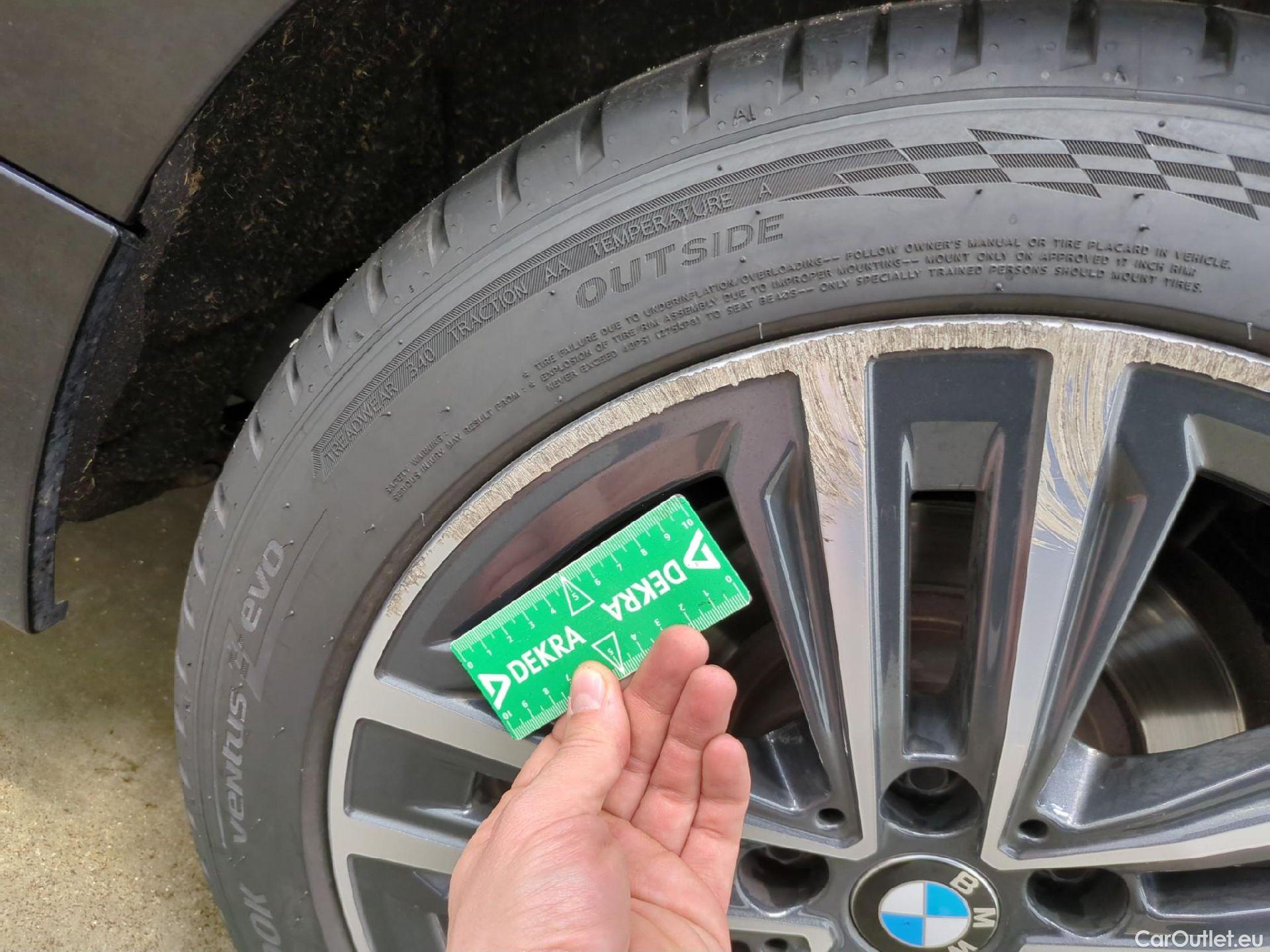  Bmw  Serie 1 BMW Série 1 / 2019 / 5P / Berline 118d BVA8 Business Design #16