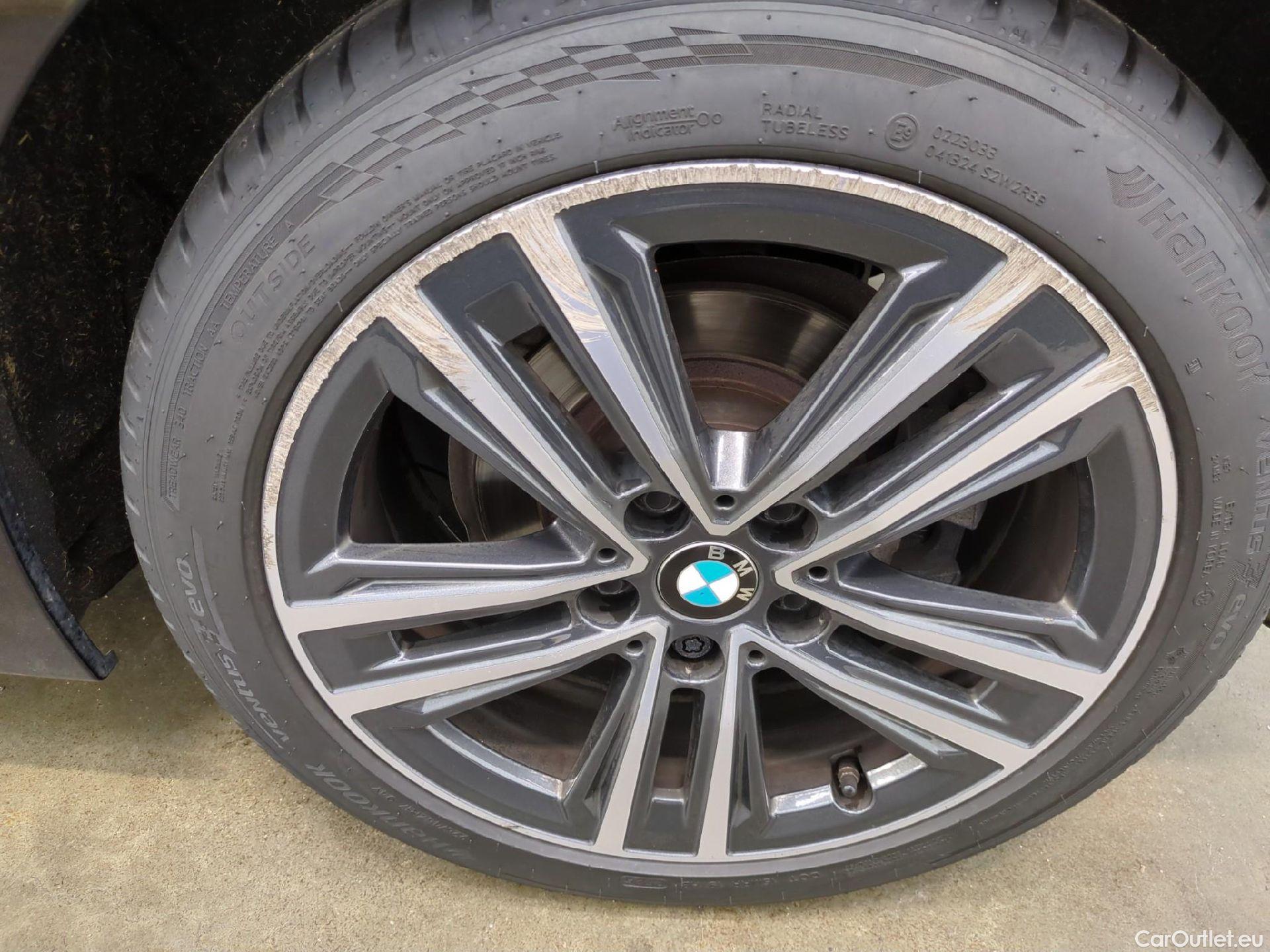  Bmw  Serie 1 BMW Série 1 / 2019 / 5P / Berline 118d BVA8 Business Design #17