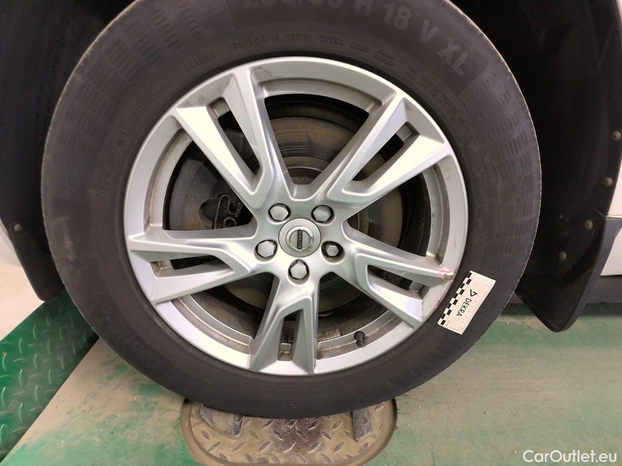  Volvo  XC60  D4 FWD Momentum SE Aut. #21