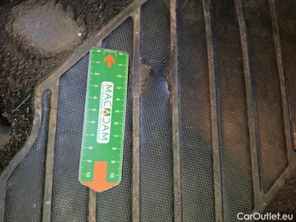  Citroen  C5 Aircross CITROEN  / 2022 / 5P / SUV PureTech 130 S&S BVM6 Feel #18