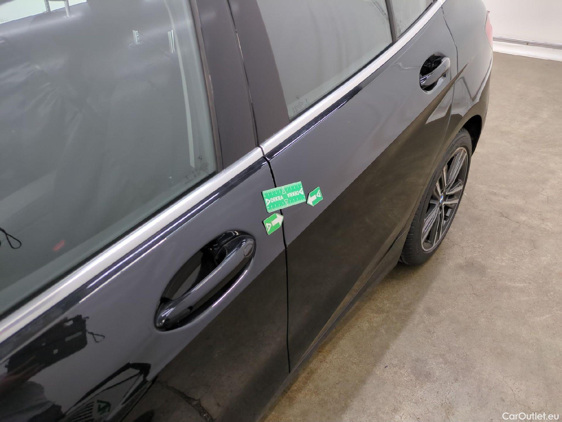  Bmw  Serie 1 BMW Série 1 / 2019 / 5P / Berline 118d BVA8 Business Design #34