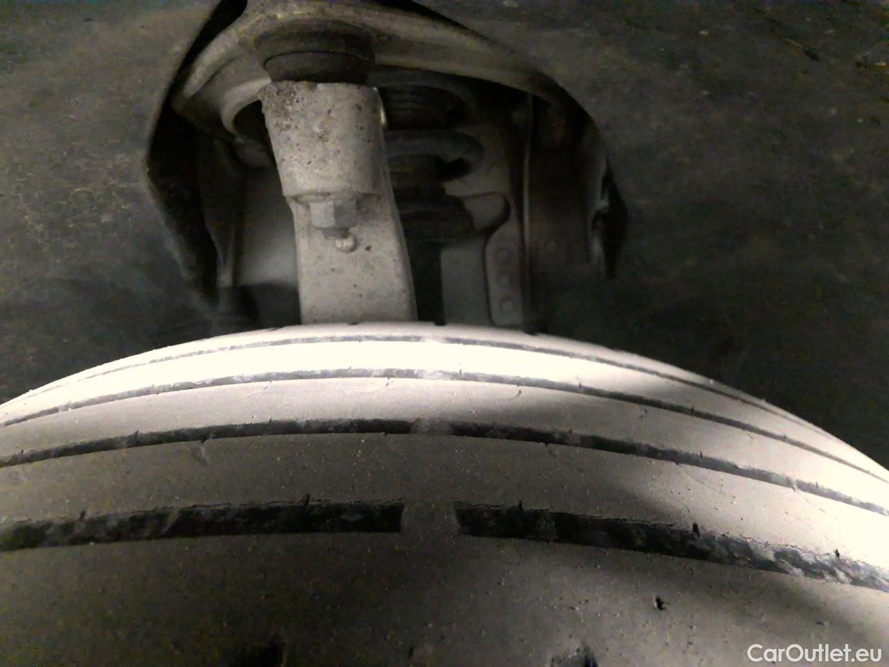  Volvo  XC60  D4 FWD Momentum SE Aut. #2