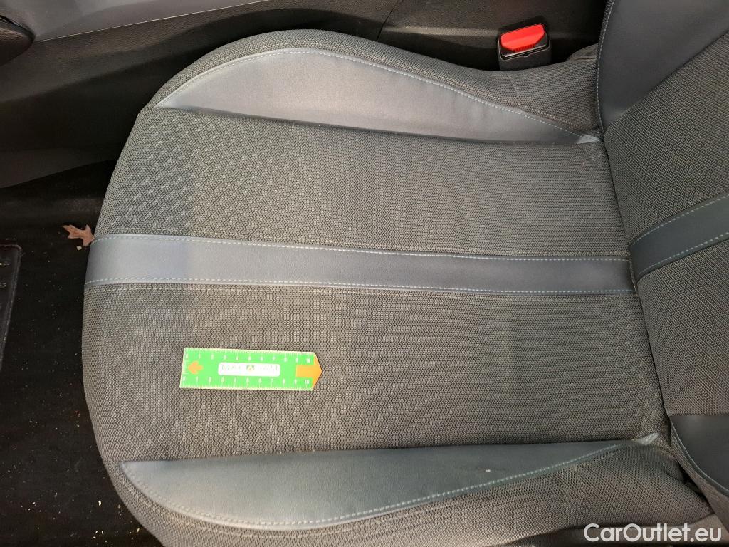  Peugeot  2008  Allure Business 1.5 HDi 130CV BVA8 E6d #56