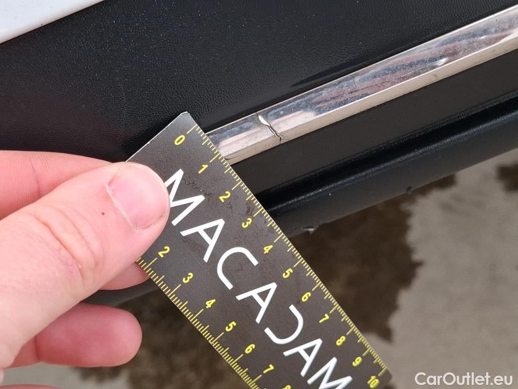  Mercedes  CLA-Klasse MERCEDES-BENZ CLA Coupe / 2019 / 4P / Coupé CLA 200 d Business Line BA8 #25