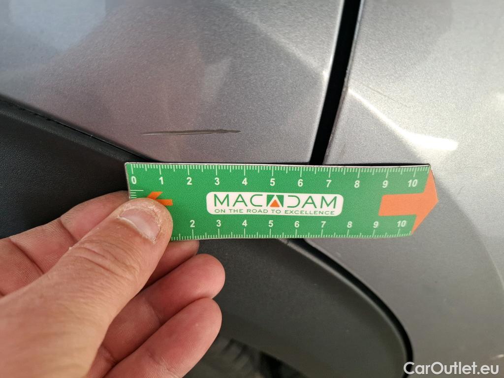  Peugeot  2008  Allure Business 1.5 HDi 130CV BVA8 E6d #82