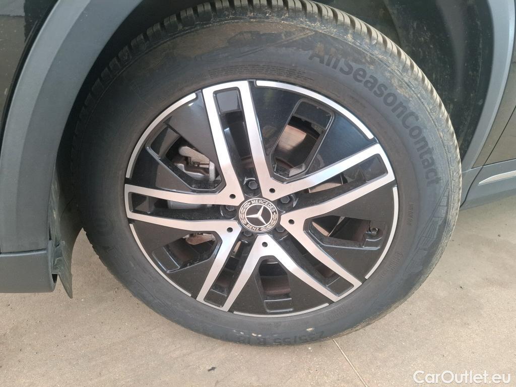  Mercedes  GLA MERCEDES-BENZ  / 2020 / 5P / SUV 1.3  250 e BUSINESS LINE DCT #30