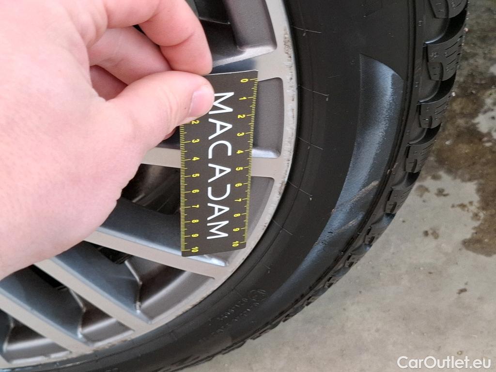  Mercedes  CLA-Klasse MERCEDES-BENZ CLA Coupe / 2019 / 4P / Coupé CLA 200 d Business Line BA8 #13