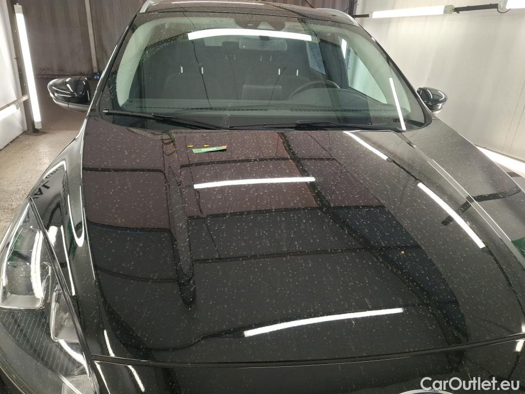  Ford  Kuga FORD  / 2019 / 5P / SUV 2.5 190 hybrid Flexifuel Pshift Titanium #1