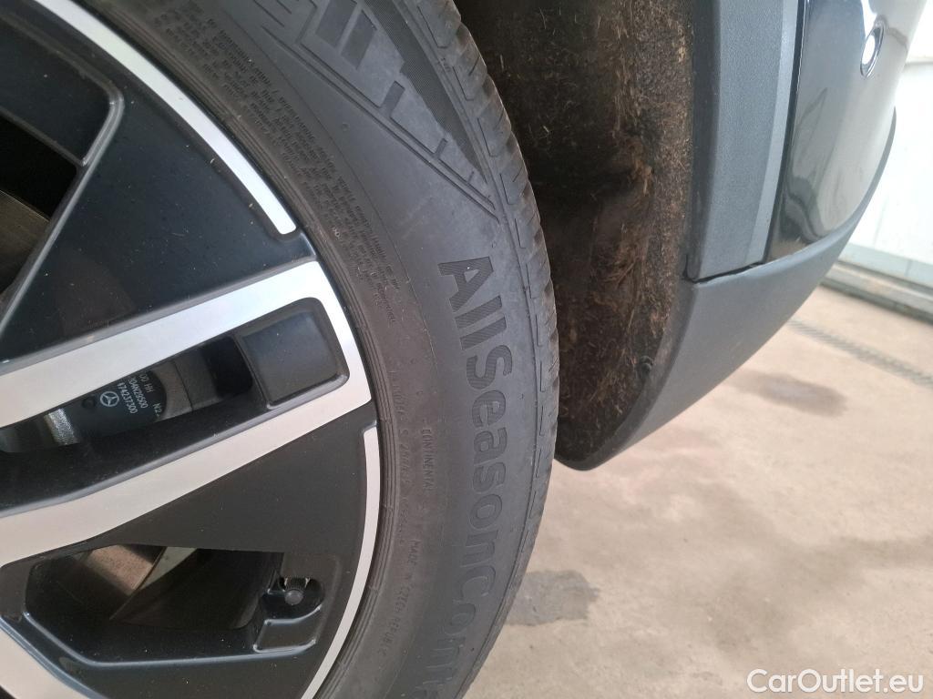  Mercedes  GLA MERCEDES-BENZ  / 2020 / 5P / SUV 1.3  250 e BUSINESS LINE DCT #19