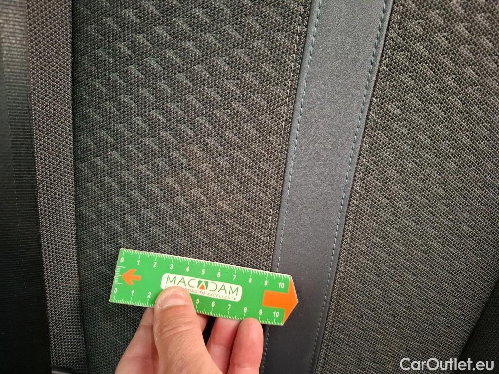  Peugeot  2008  Allure Business 1.5 HDi 130CV BVA8 E6d #59