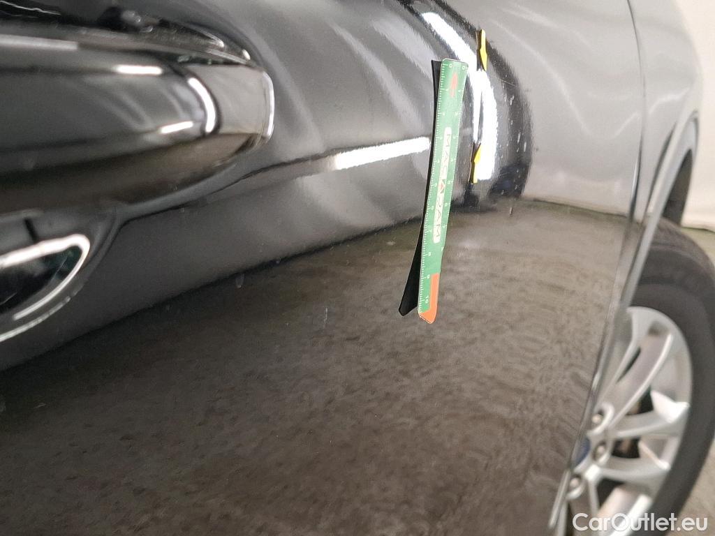  Ford  Kuga FORD  / 2019 / 5P / SUV 2.5 190 hybrid Flexifuel Pshift Titanium #6