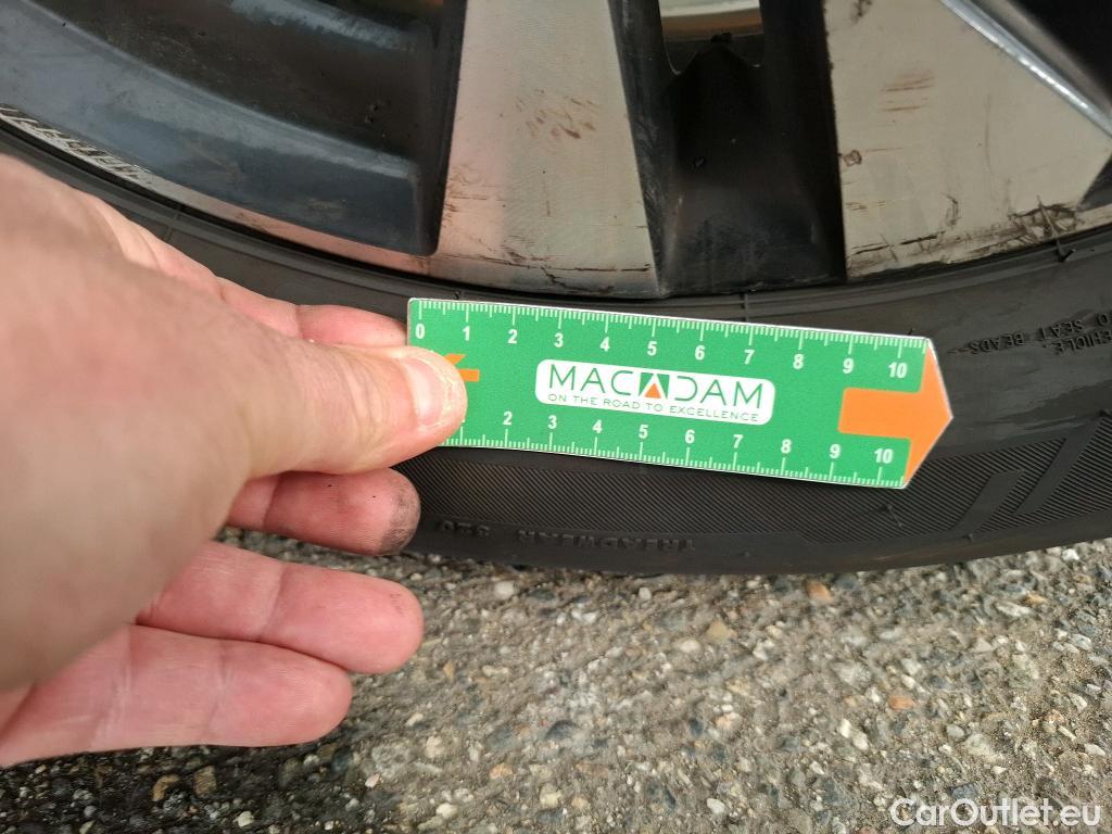  Peugeot  2008  Allure Business 1.5 HDi 130CV BVA8 E6d #62