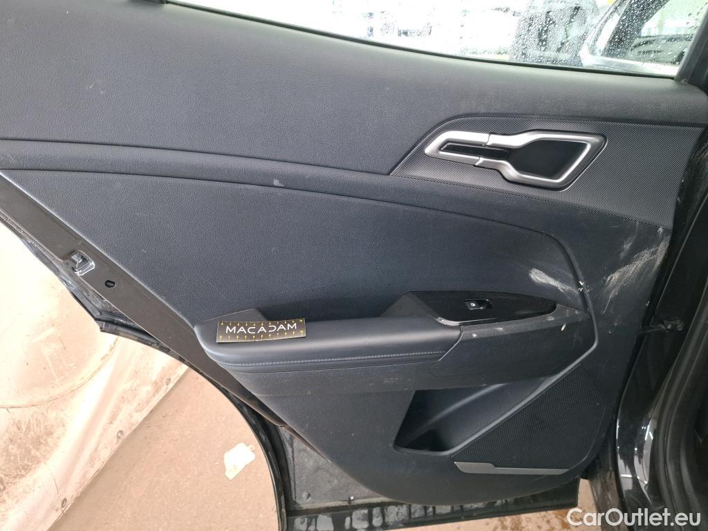  KIA  Sportage KIA  / 2021 / 5P / SUV 1.6 T-GDI 265 PHEV AUTO 4WD ACTIVE BUSIN #13