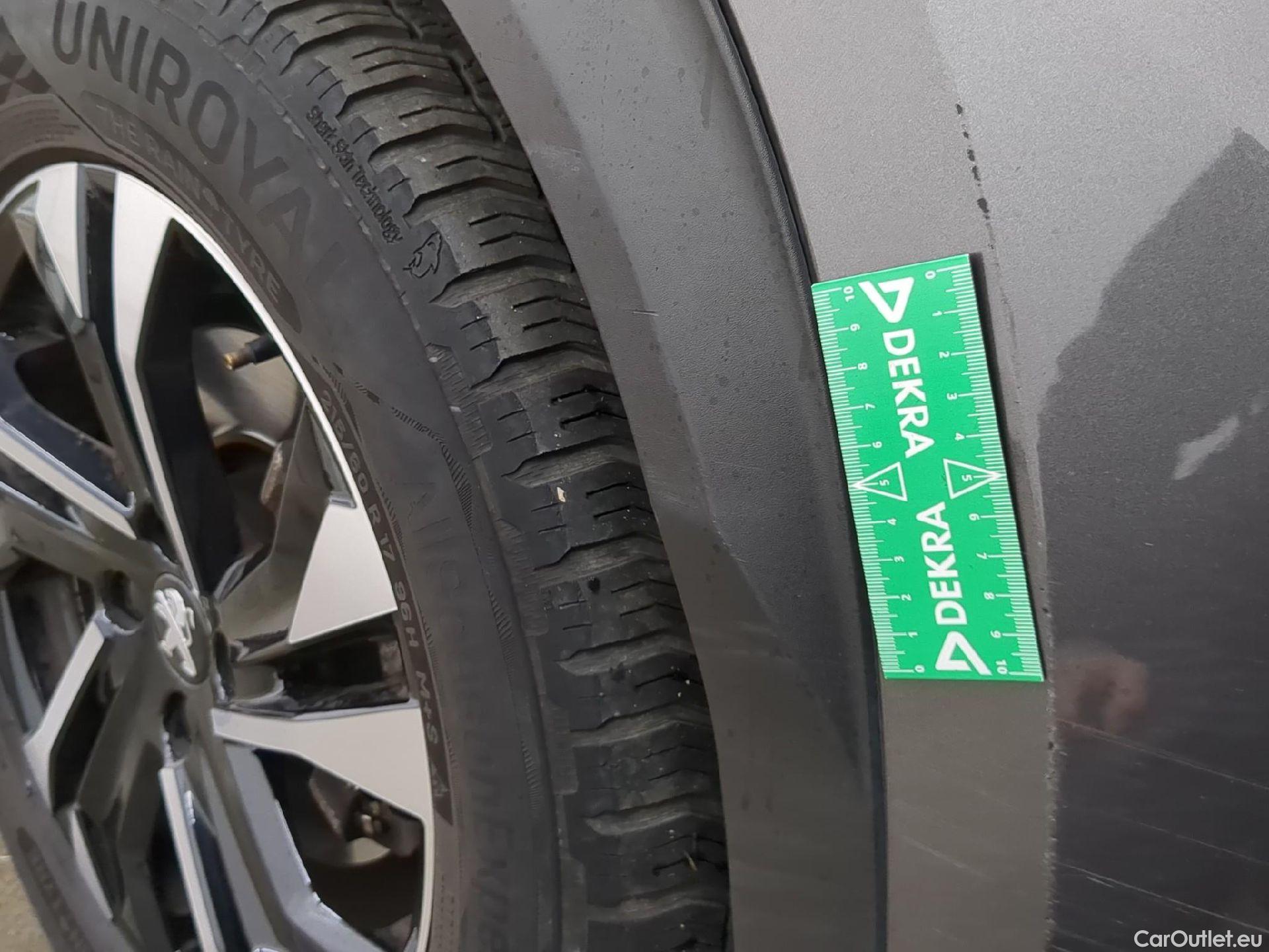  Peugeot  2008  Allure Business 1.5 HDi 130CV BVA8 E6d #5