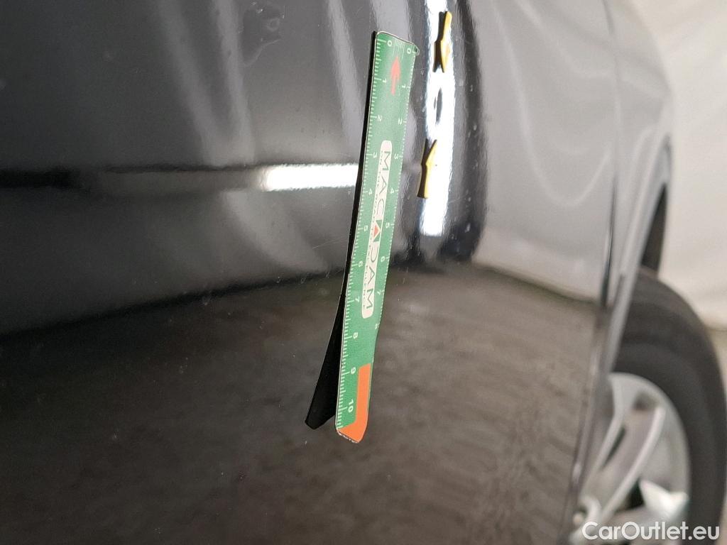  Ford  Kuga FORD  / 2019 / 5P / SUV 2.5 190 hybrid Flexifuel Pshift Titanium #7