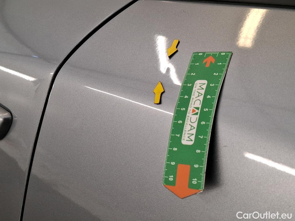  Peugeot  2008  Allure Business 1.5 HDi 130CV BVA8 E6d #66