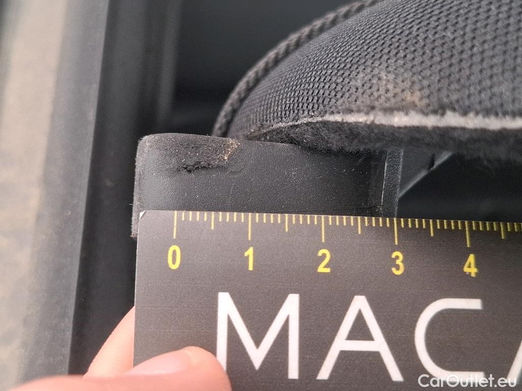  Mercedes  GLA MERCEDES-BENZ  / 2020 / 5P / SUV 1.3  250 e BUSINESS LINE DCT #39