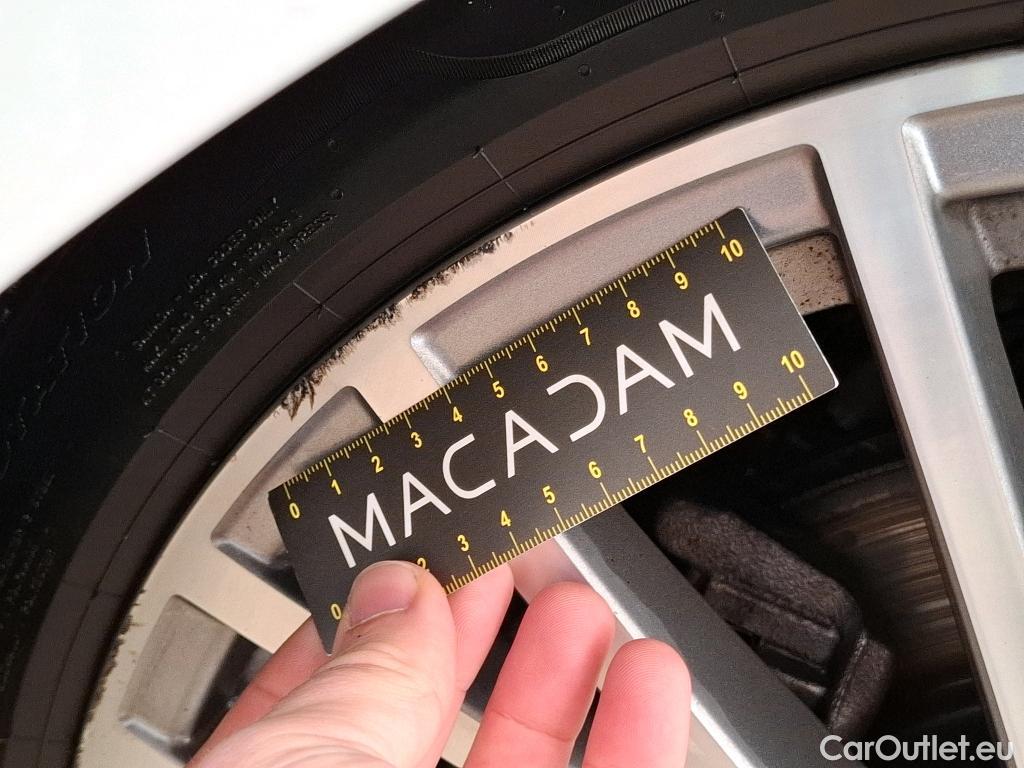  Mercedes  CLA-Klasse MERCEDES-BENZ CLA Coupe / 2019 / 4P / Coupé CLA 200 d Business Line BA8 #4