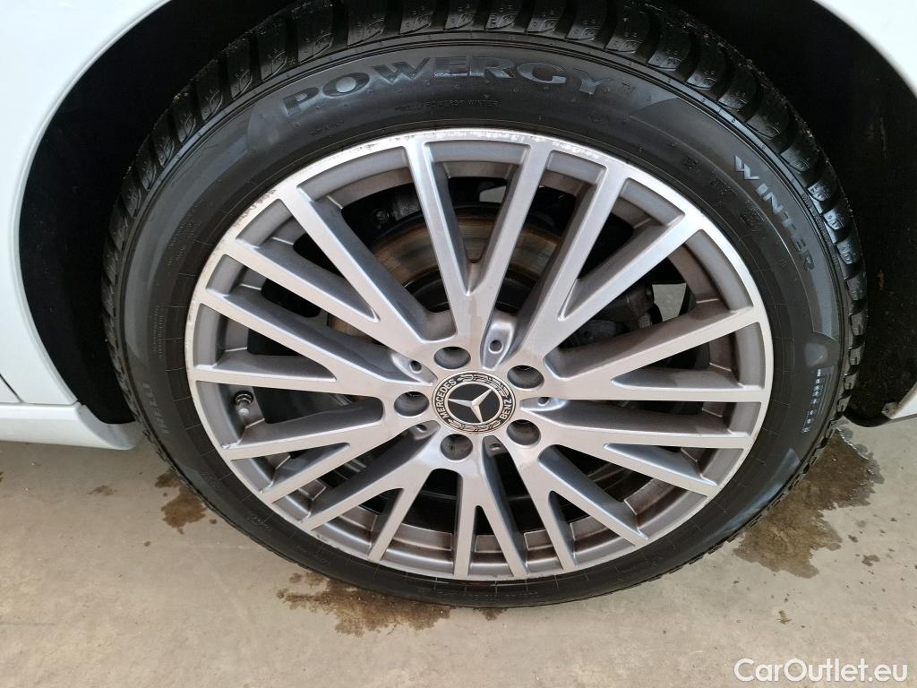  Mercedes  CLA-Klasse MERCEDES-BENZ CLA Coupe / 2019 / 4P / Coupé CLA 200 d Business Line BA8 #8