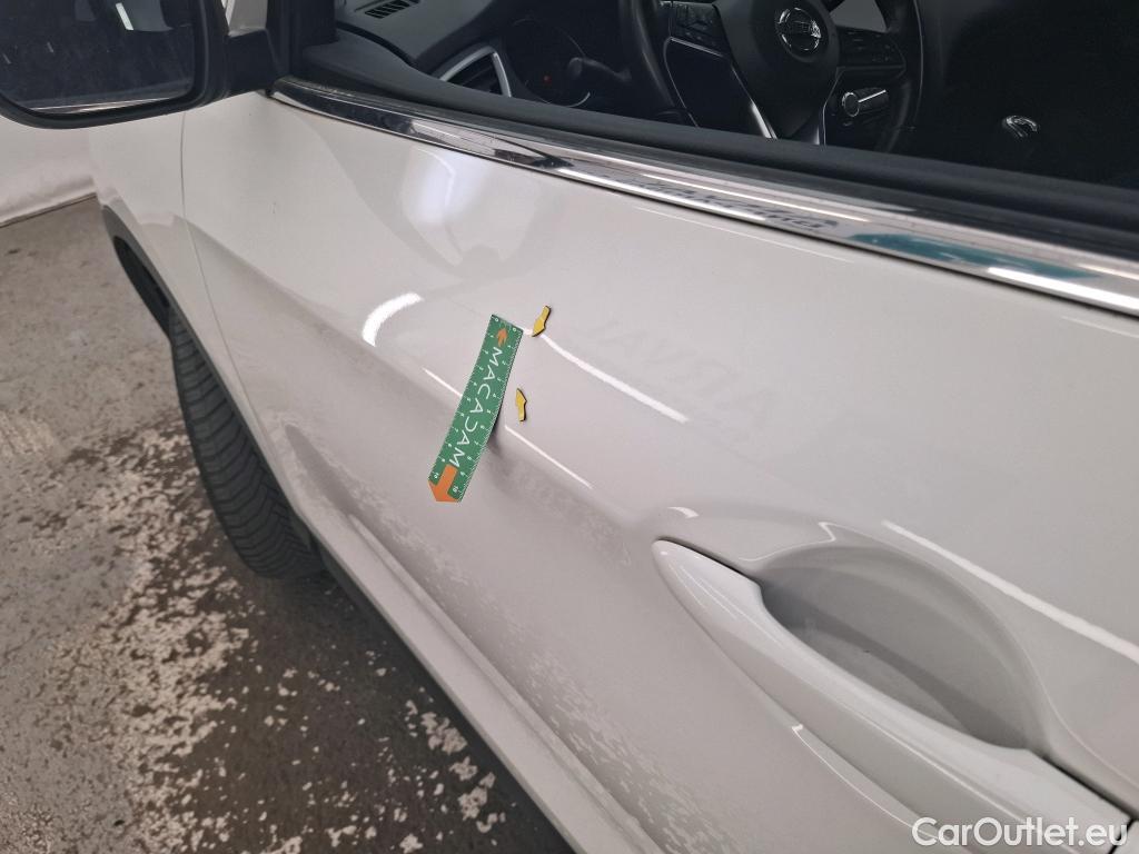  Nissan  Qashqai NISSAN  / 2017 / 5P / Crossover 1.5 DCI 115 Business Edition #3