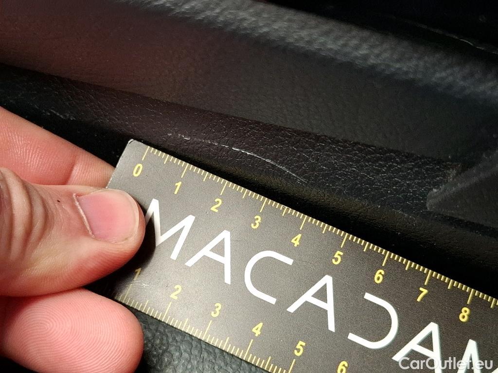  Mercedes  CLA-Klasse MERCEDES-BENZ CLA Coupe / 2019 / 4P / Coupé CLA 200 d Business Line BA8 #17