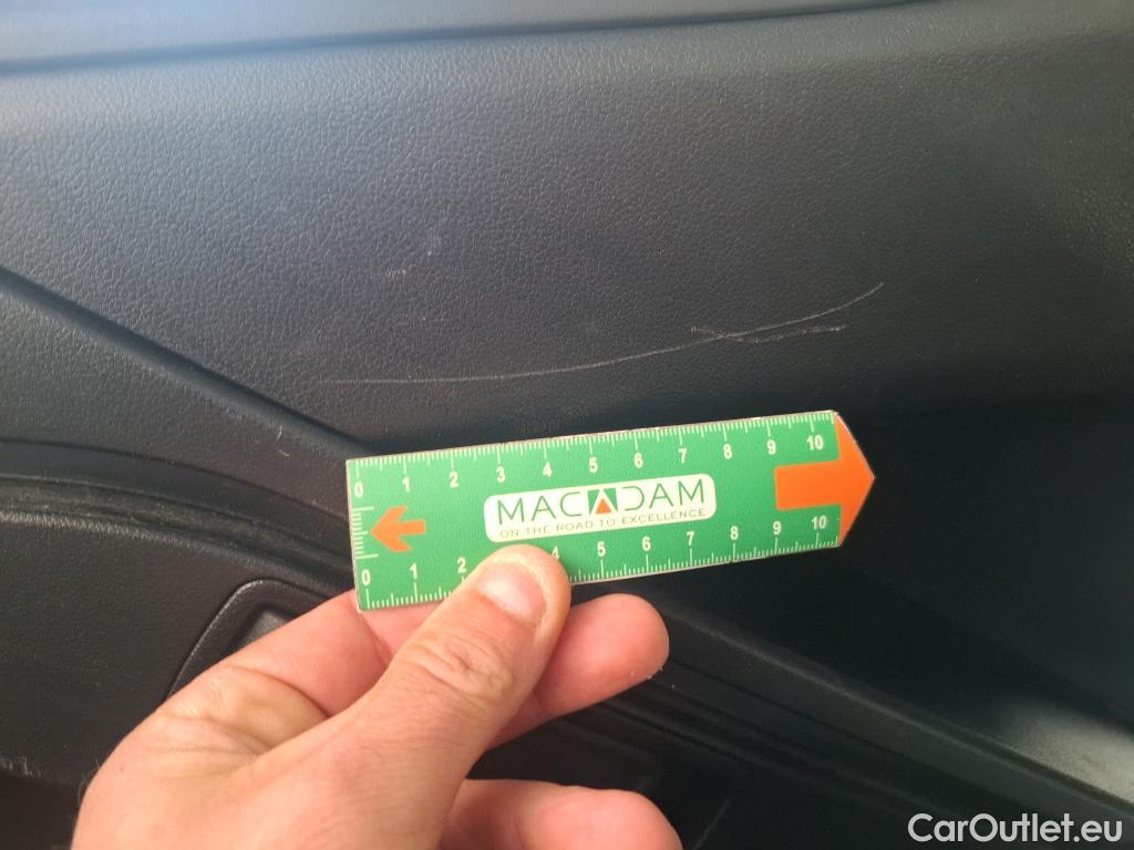  Hyundai  Tucson  Business Hybrid 2WD 1.6 T-GDI 230CV BVA6 E6d #40