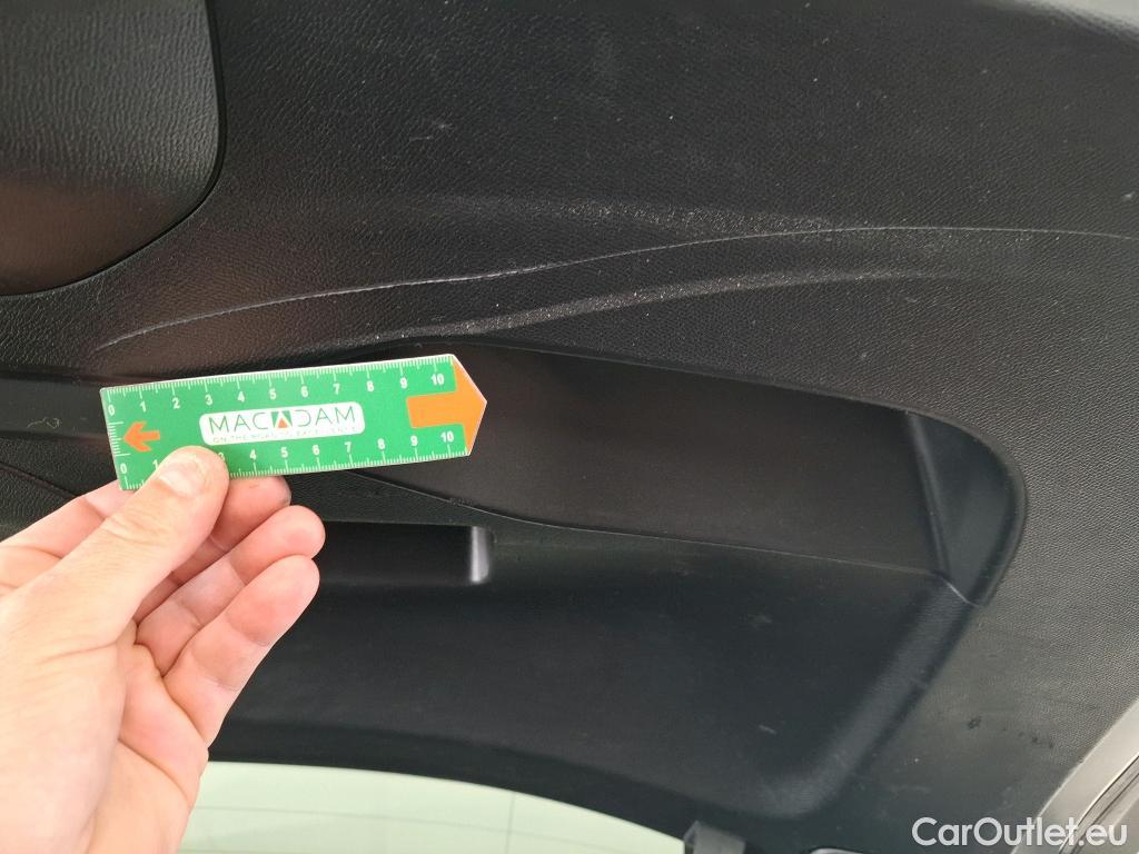  Peugeot  2008  Allure Business 1.5 HDi 130CV BVA8 E6d #25