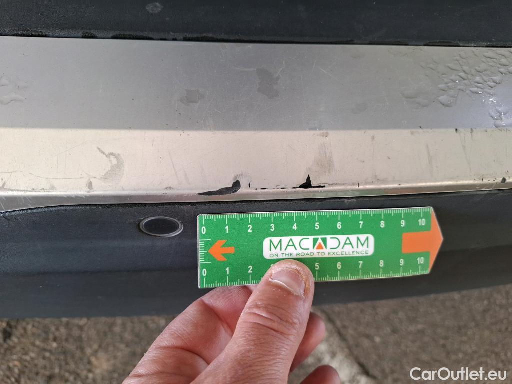  Peugeot  2008  Allure Business 1.5 HDi 130CV BVA8 E6d #50