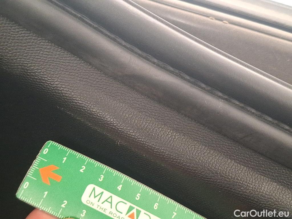  Peugeot  2008  Allure Pack 1.5 HDi 130CV BVA8 E6d #9