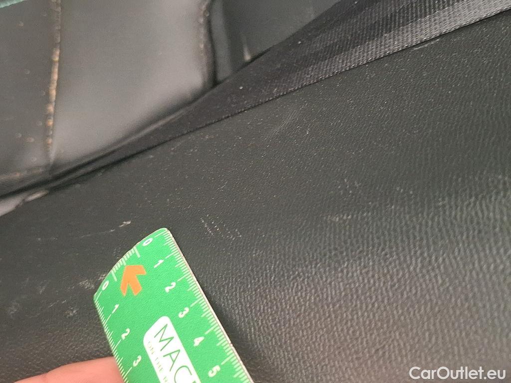  Peugeot  2008  Allure Pack 1.5 HDi 130CV BVA8 E6d #6