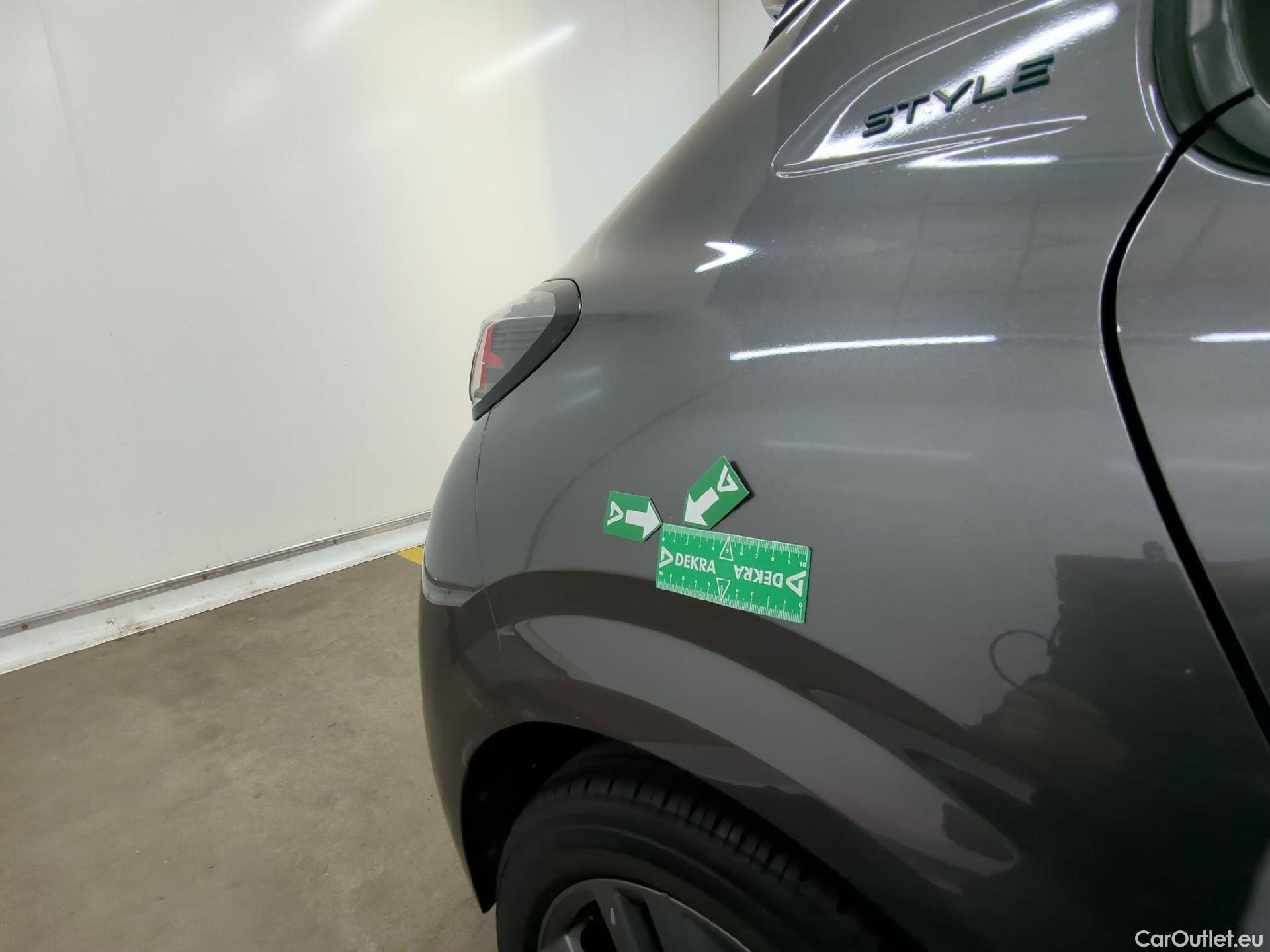  Peugeot  208  Style 1.2 PureTech 100CV BVM6 E6d #9