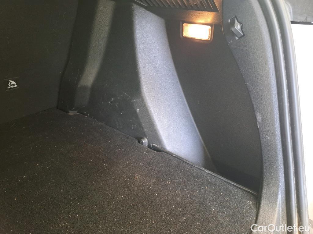  Peugeot  2008  Allure 1.5 HDi 130CV BVA8 E6d #12