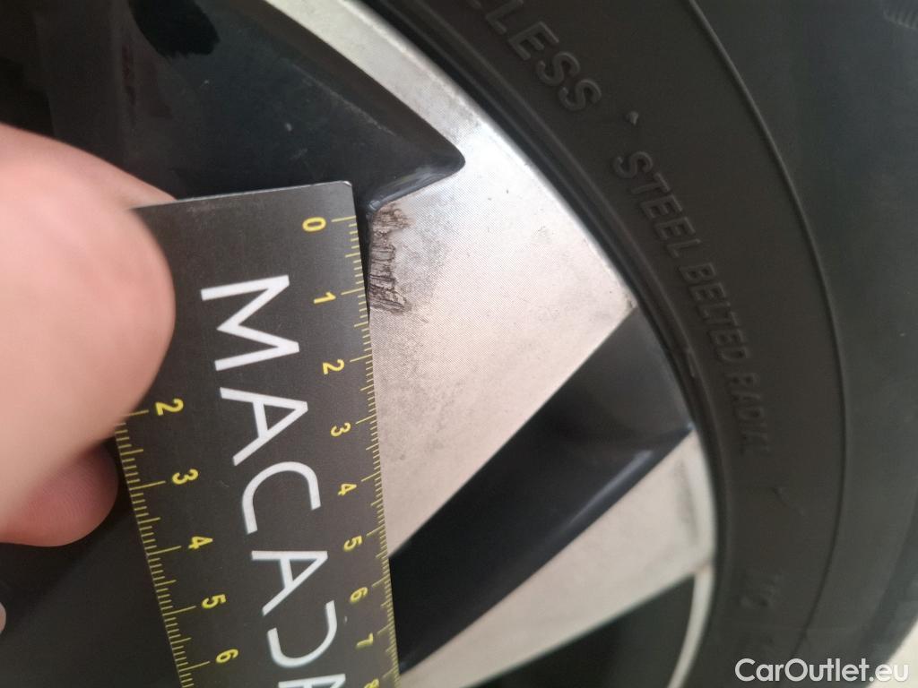  Peugeot  2008  Allure Pack 1.5 HDi 110CV BVM6 E6d #18