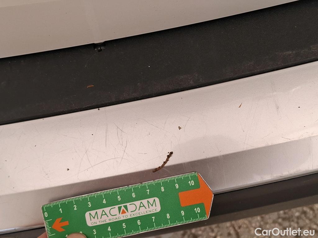  Peugeot  2008  Allure 1.5 HDi 130CV BVA8 E6d #33