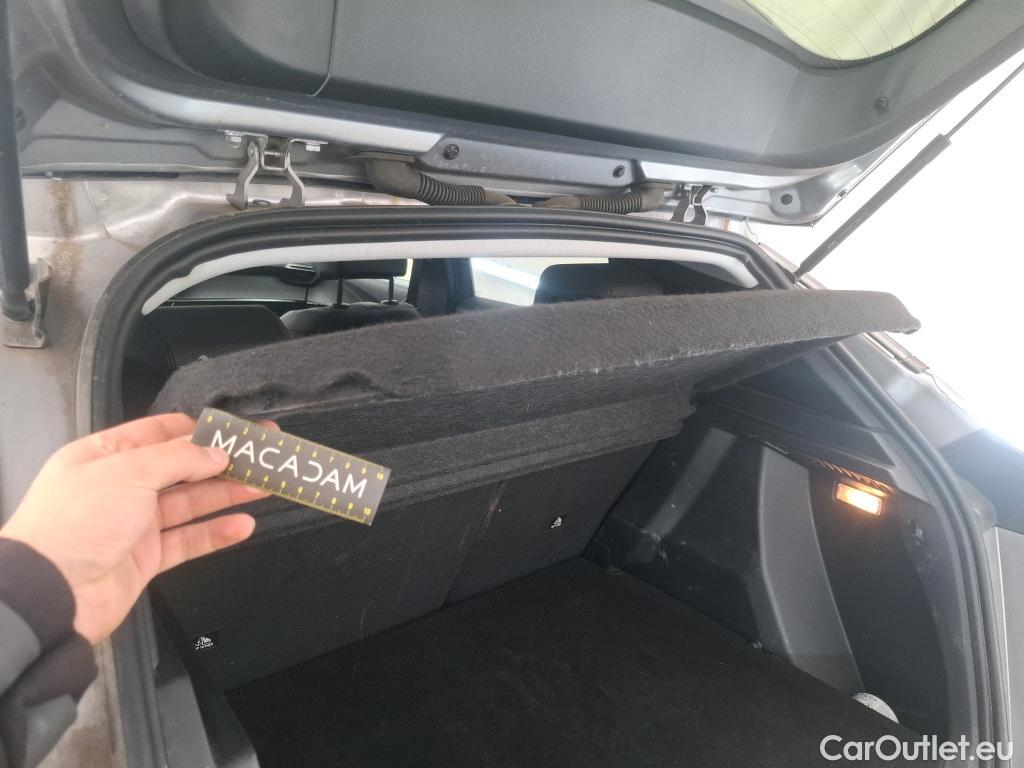  Peugeot  2008  Allure Pack 1.5 HDi 110CV BVM6 E6d #23