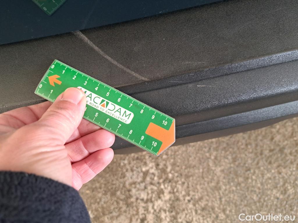  Peugeot  3008  Active Pack 1.5 HDi 130CV BVA8 E6d #5