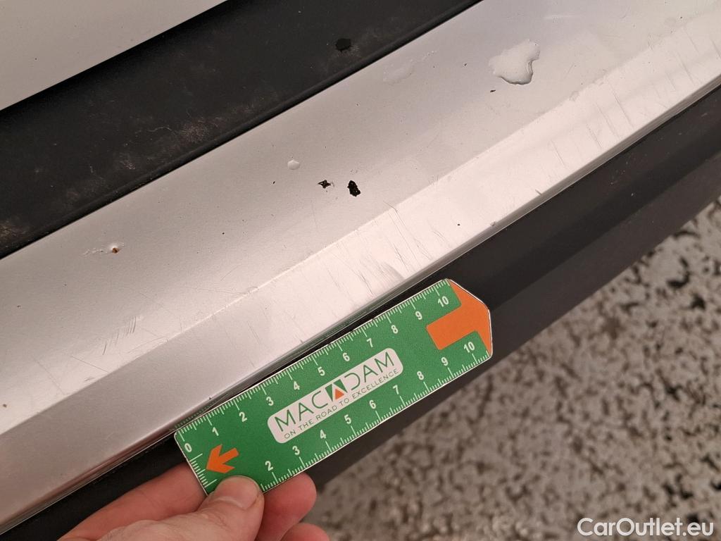  Peugeot  2008  Allure 1.5 HDi 130CV BVA8 E6d #31