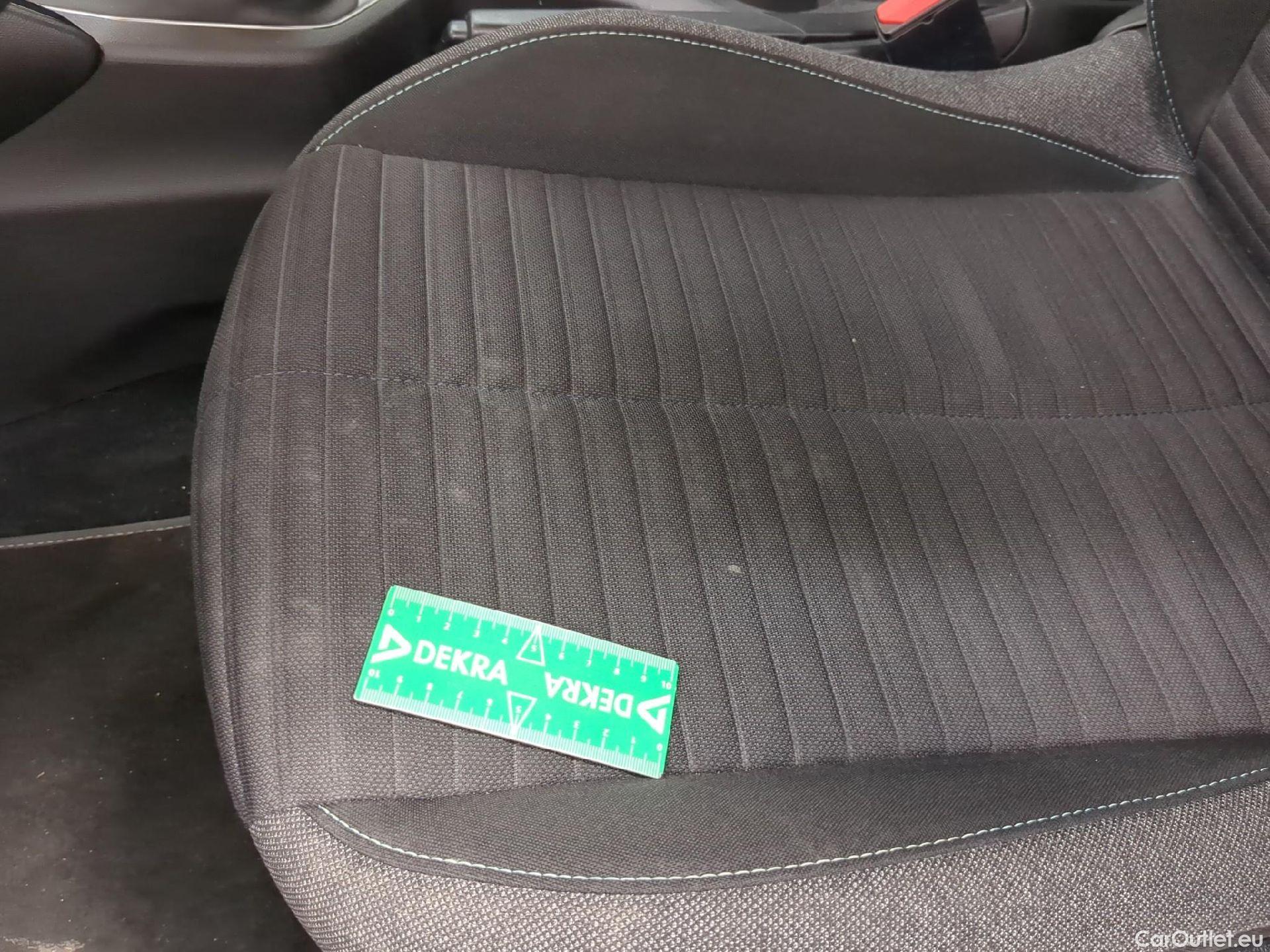  Peugeot  208  Style 1.2 PureTech 100CV BVM6 E6d #2