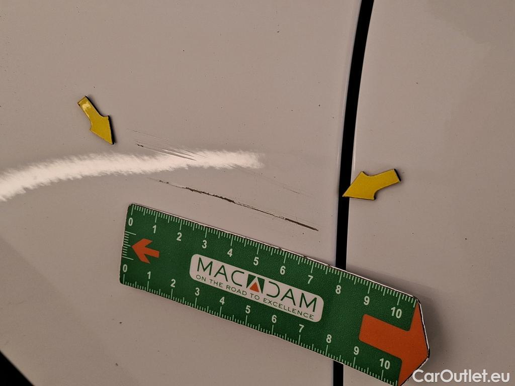  Peugeot  2008  Allure 1.5 HDi 130CV BVA8 E6d #7