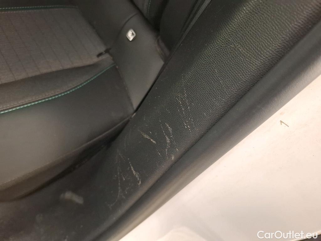  Peugeot  2008  Allure 1.5 HDi 130CV BVA8 E6d #11