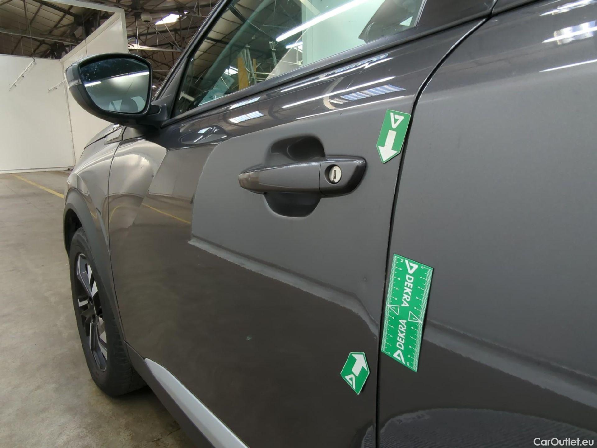  Peugeot  2008  Allure Business 1.5 HDi 130CV BVA8 E6d #24