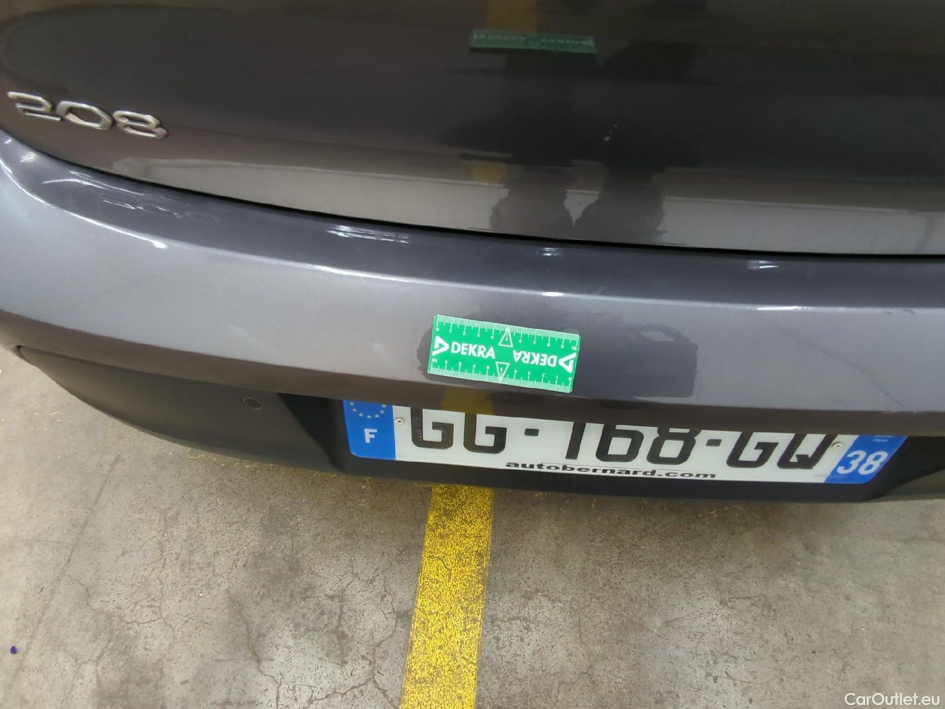  Peugeot  208  Style 1.2 PureTech 100CV BVM6 E6d #33